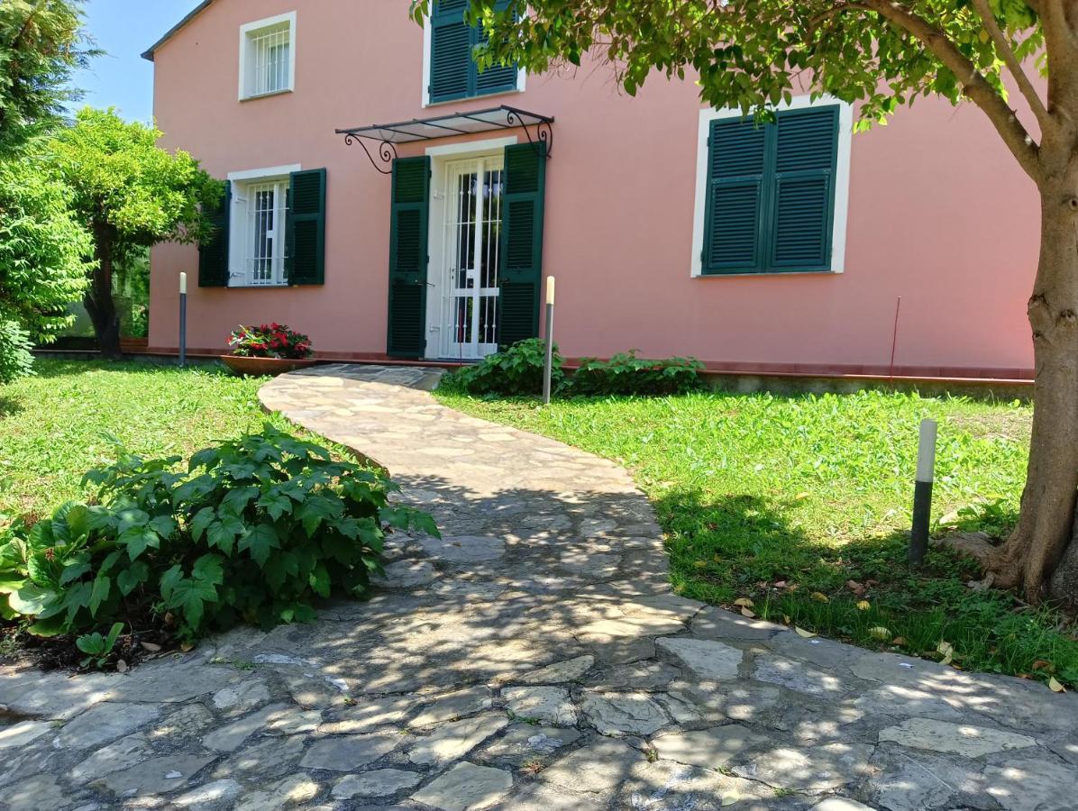 Villetta Con Giardino A Due Passi Dal Mare Imperia Dış mekan fotoğraf
