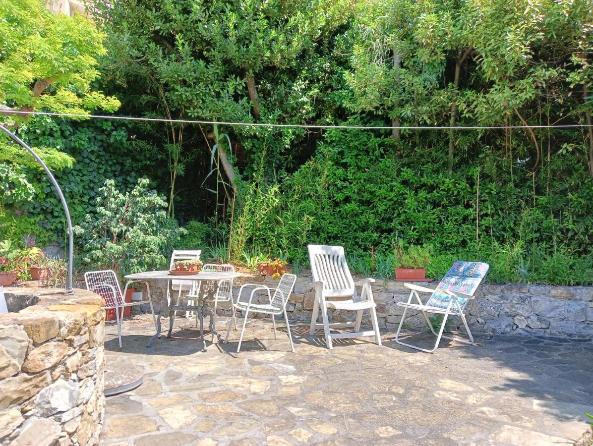 Villetta Con Giardino A Due Passi Dal Mare Imperia Dış mekan fotoğraf